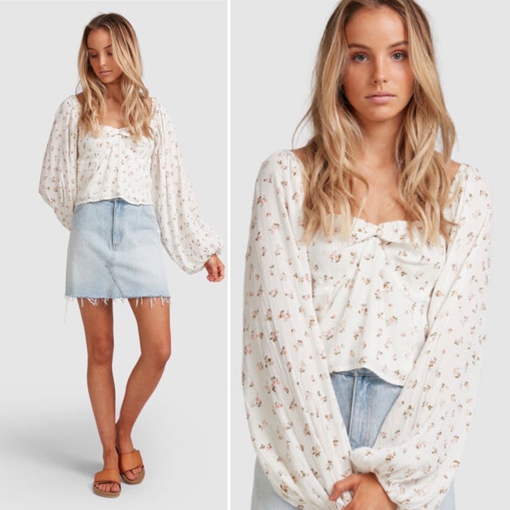 Billabong Romantic Floral Sweatheart Neck Peasant Top